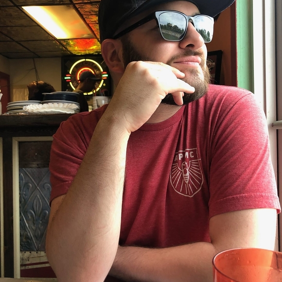 Meet your Posher, Derek - Picture 1 of 1